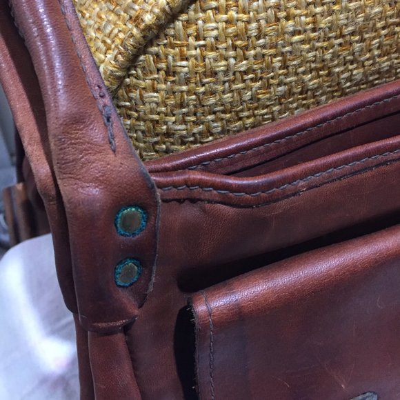 VINTAGE MESSENGER CROWN LEATHER BAGS - Picture 9 of 14